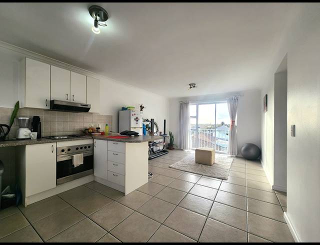 2 BEDROOM APARTMENT SOLD IN GOODWOOD ESTATE